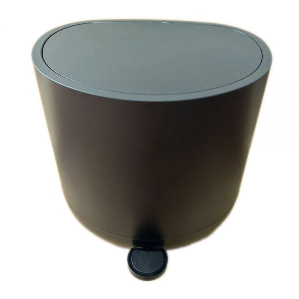 ZINNIA / Plastic ( Waste Bin with pedal 5 Liter )T