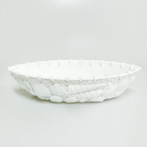 White boat-shaped decorative bowl