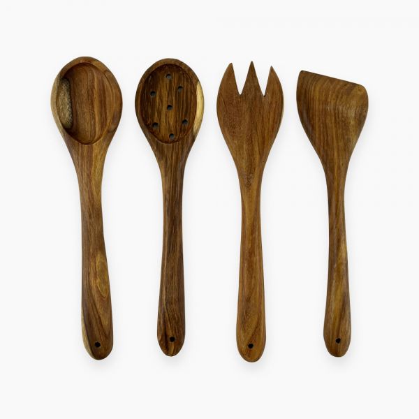 Set of 4 wooden spoons